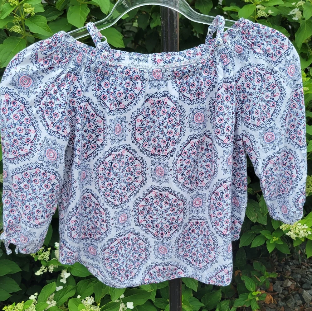Epic Threads cold shoulder blue pink floral pattern smocked top Medium - Picture 1 of 9